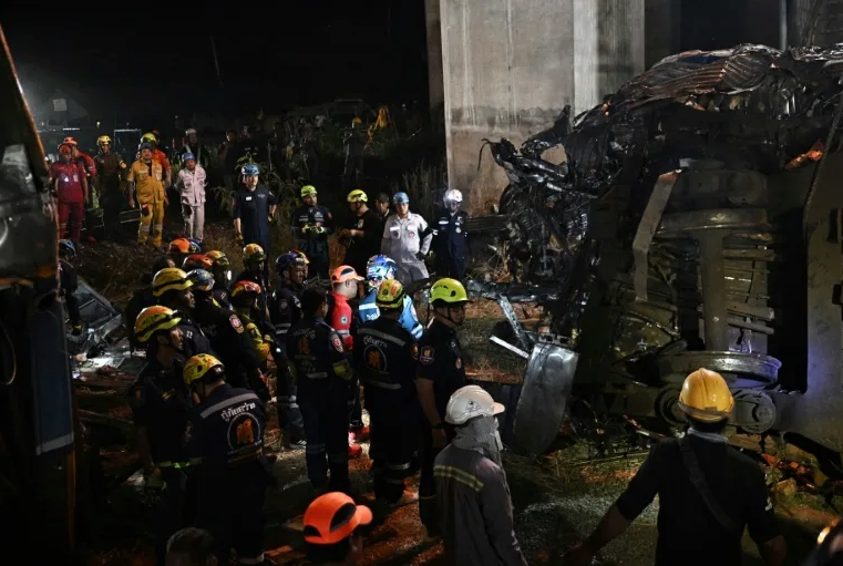 Al menos 32 muertos y más de 60 heridos en accidente ferroviario de Tailandia