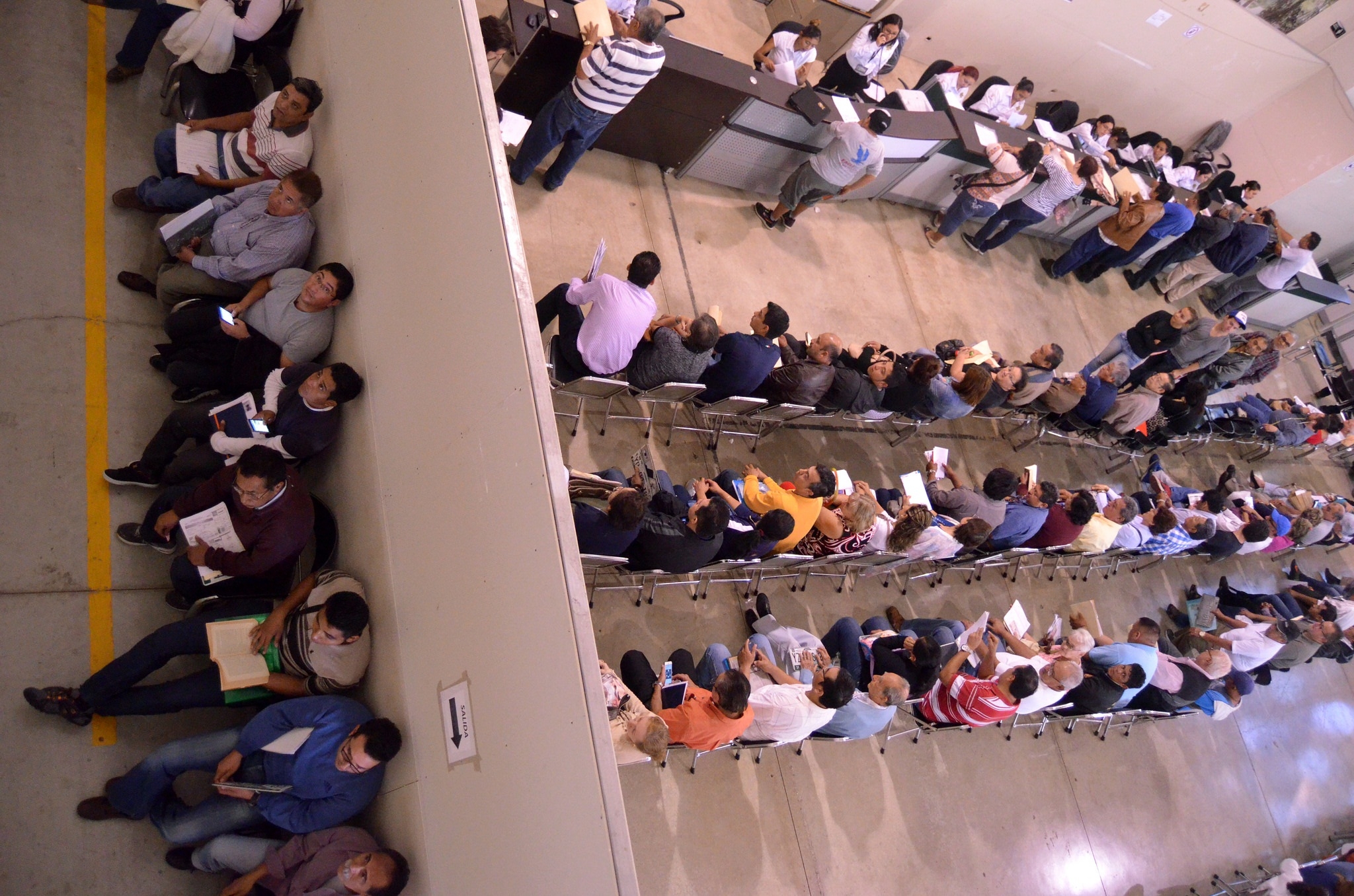 Panistas van contra reemplacamiento