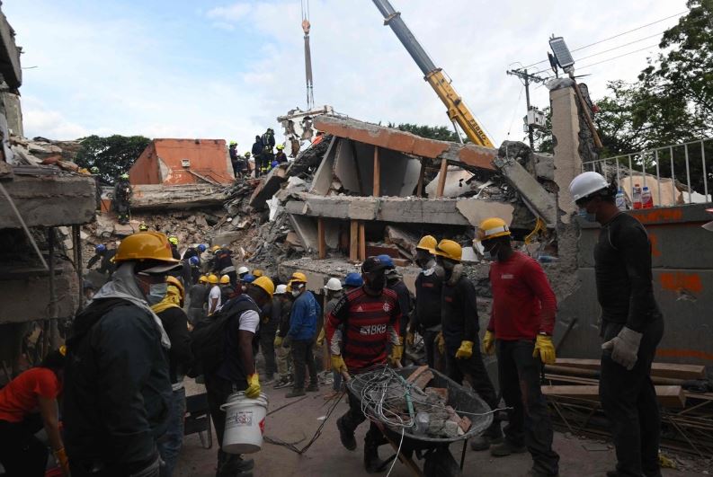 De La Espriella pide a Trump suspender aranceles a Colombia para aliviar a empresarios tras el terremoto