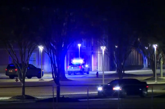 Dos muertos por tiroteo en complejo residencial de la Universidad de Carolina del Sur