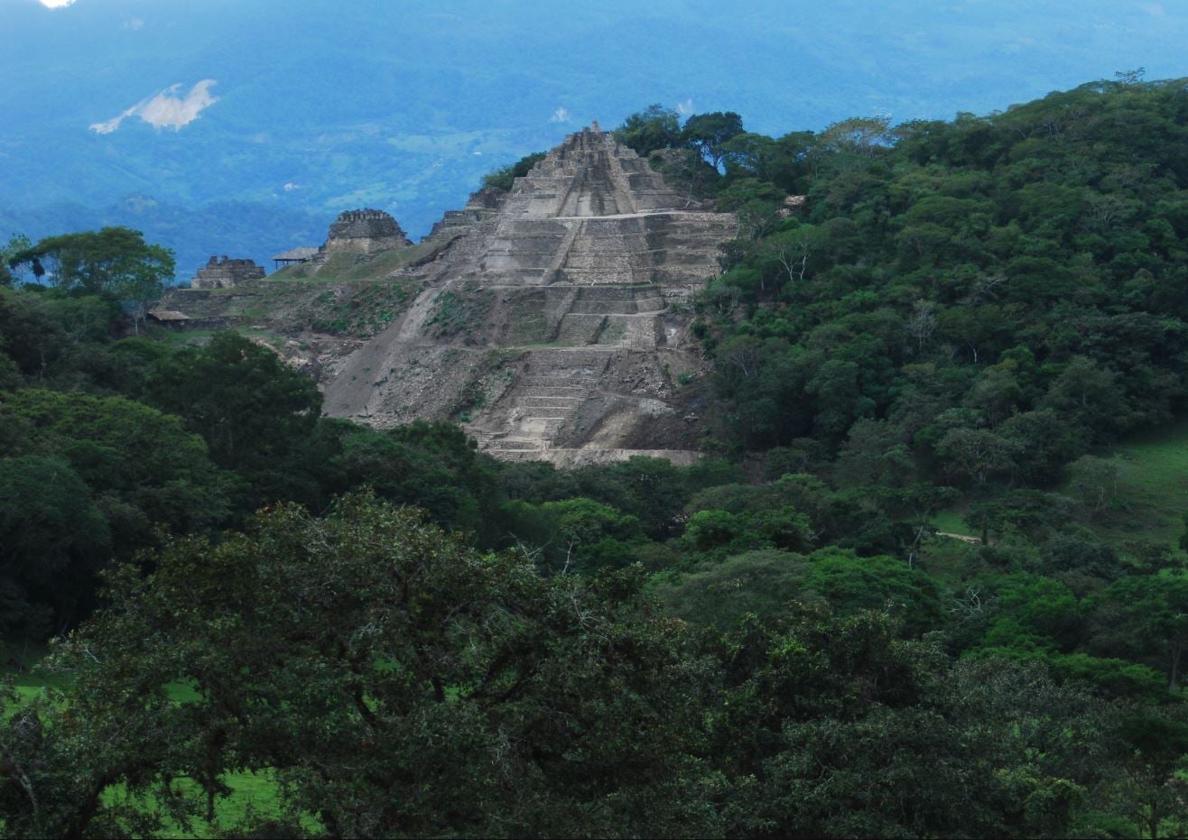 Tras dos años de acceso restringido, se vislumbra reapertura de la zona arqueológica de Toniná