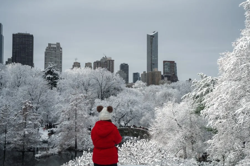 Cancelan y posponen más de 3 mil vuelos en EU por inminente tormenta invernal