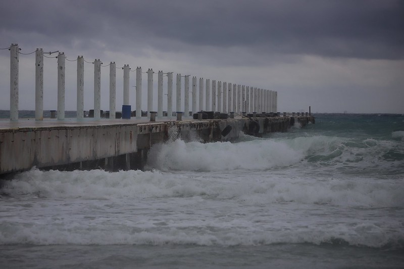 Tormenta 'Zeta' se convertirá en huracán categoría 1: meteorólogo
