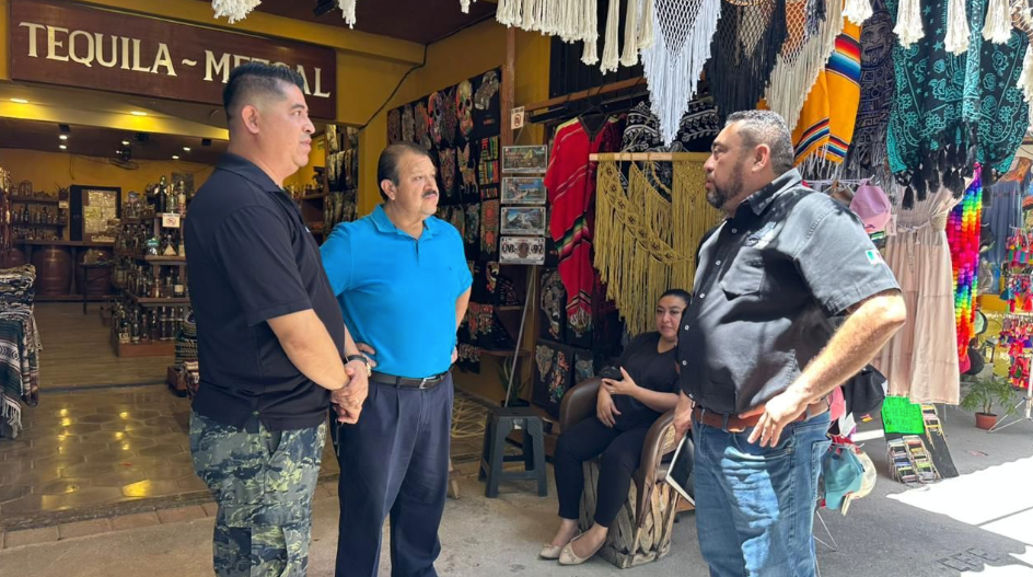Acercan trámites municipales a comerciantes de Tulum