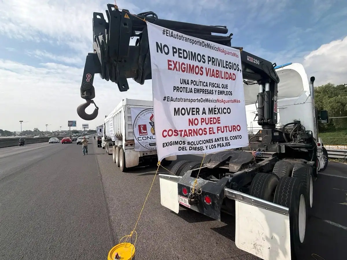Paro nacional de transportistas se extiende a 19 estados del país, reporta Segob