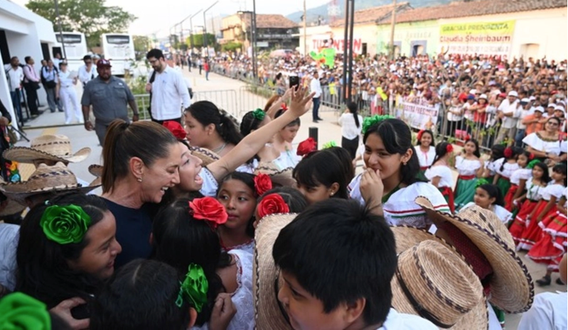Sheinbaum inaugura primera fase de la Línea K del Tren Interoceánico en Oaxaca