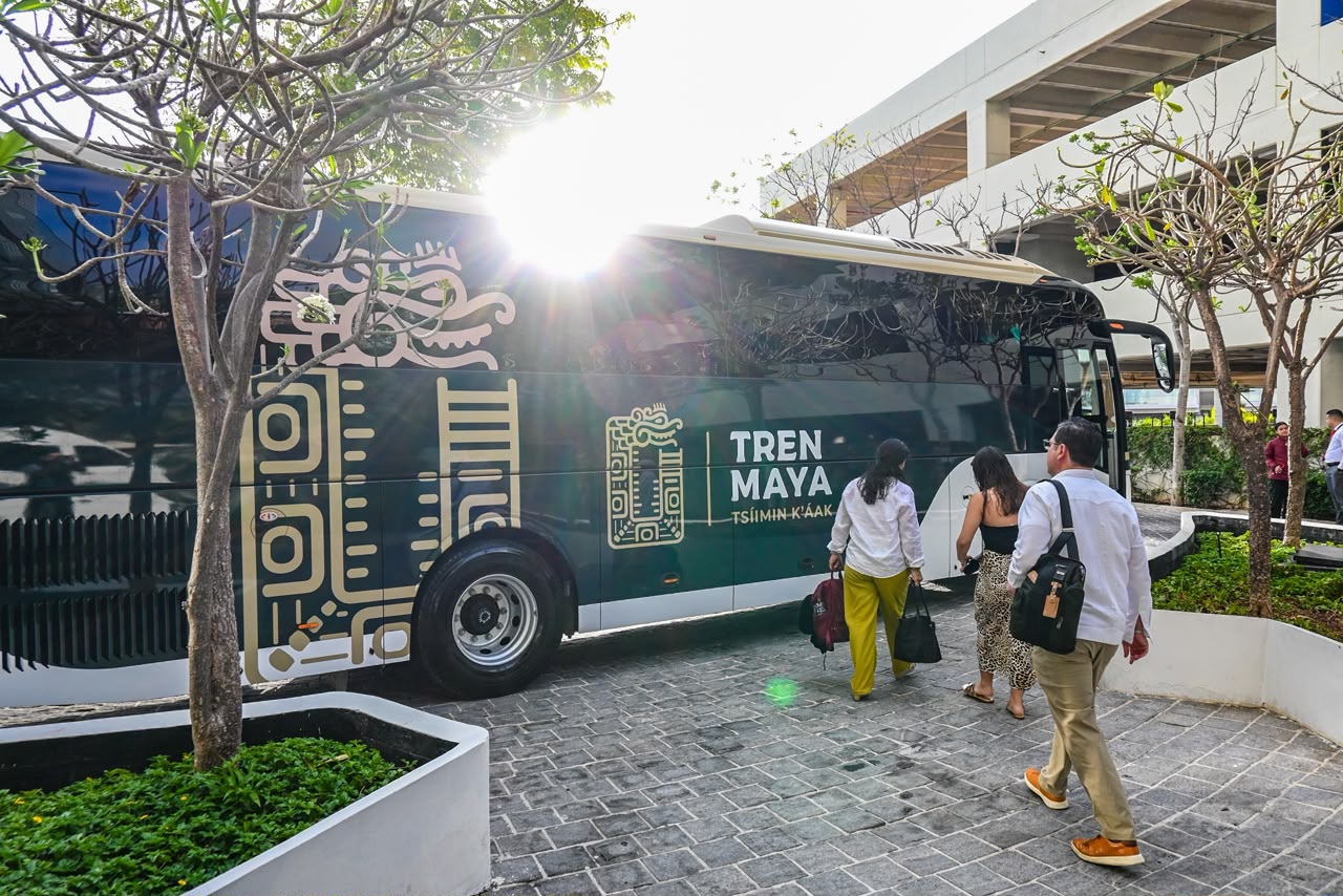 Reactivan la ruta Cancún–Playa del Carmen del Tren Maya; tendrá también servicio intermodal