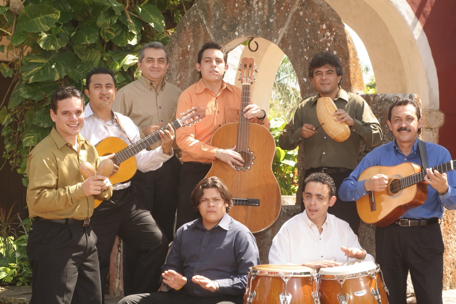 Lo más importante es el análisis de la trova yucateca: Vega Díaz