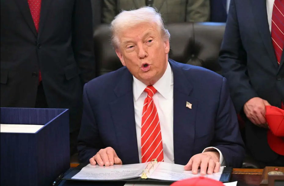 Trump quiere guerra con México