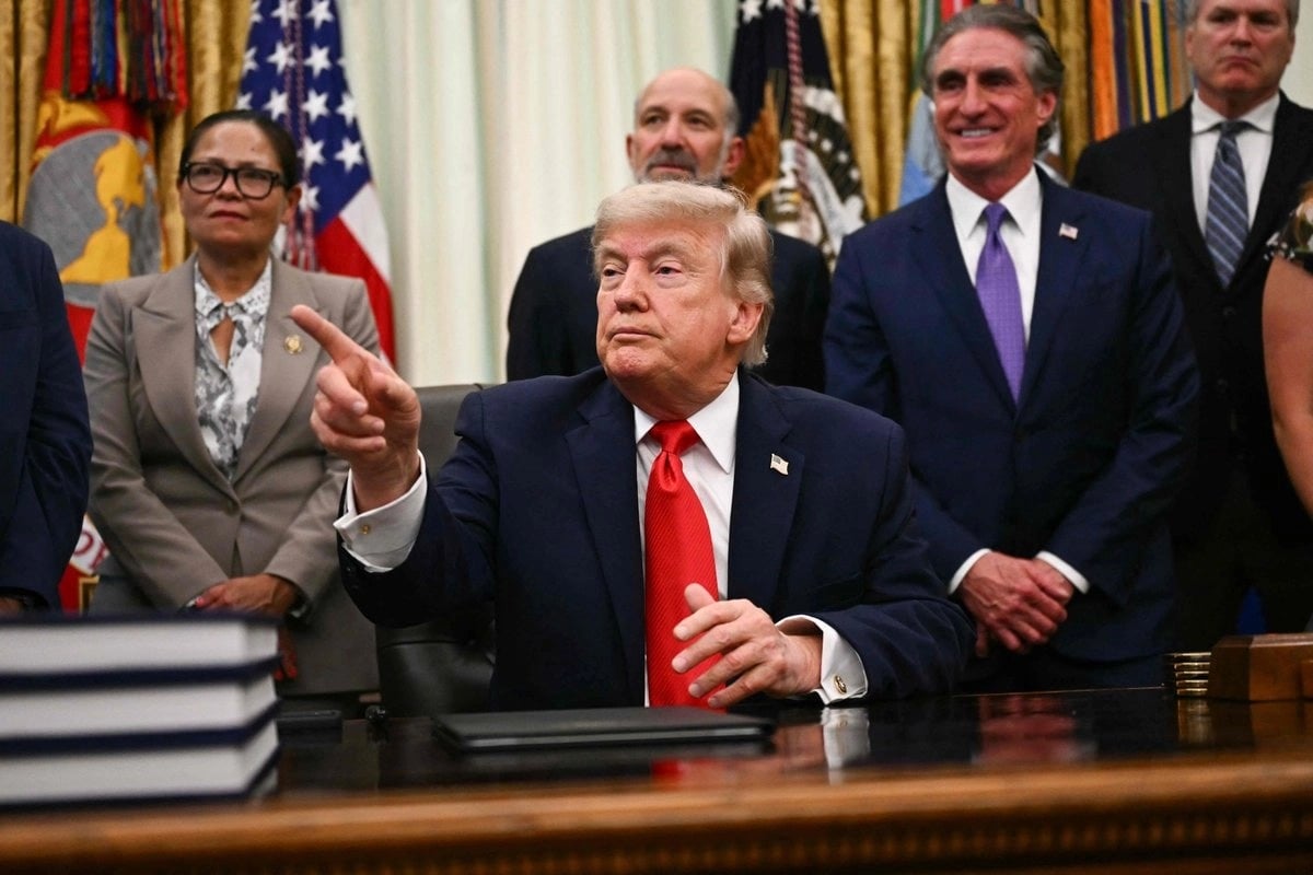 Trump anuncia ''un gran acuerdo'' de paz con Irán; prevé firma en Europa