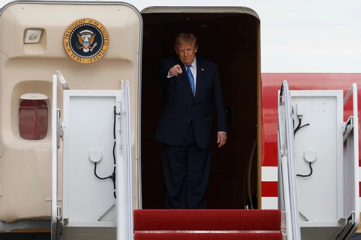 Trump anuncia un acuerdo para controlar 65 mil millones de barriles de petróleo de Venezuela