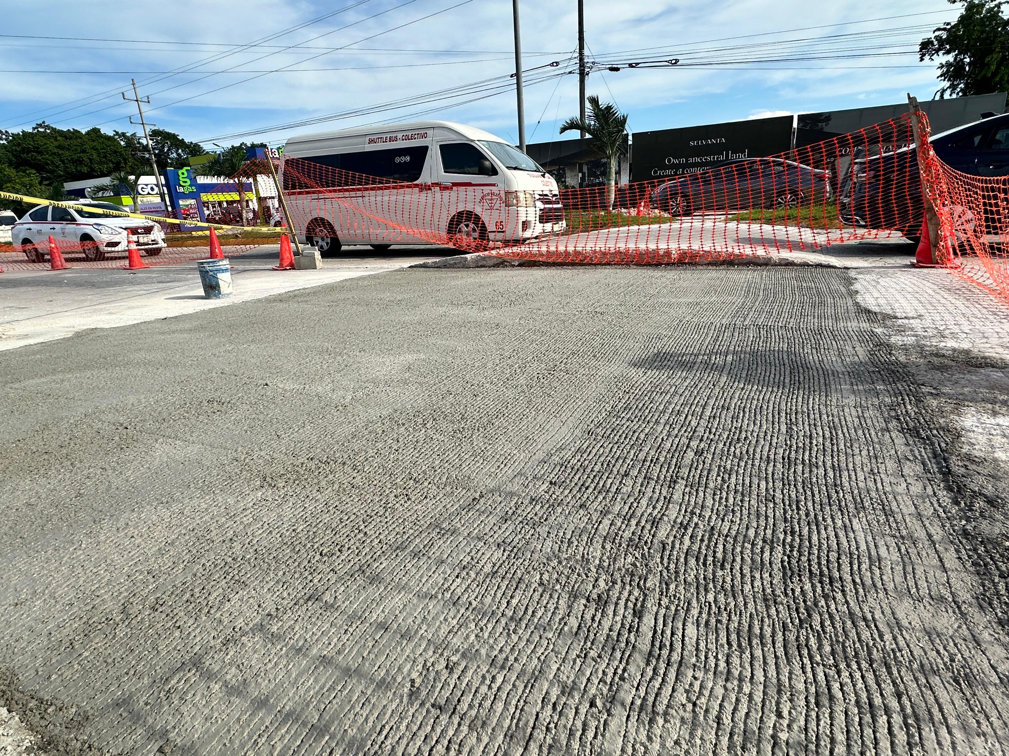 Reconstruirán topes peatonales en Tulum; no cumplían normas de calidad