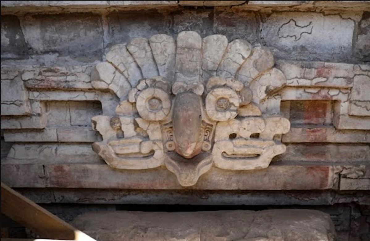 Con ofrenda de mezcal, autoridades piden permiso a los ancestros para acceder a la Tumba 10 de Huitzo, en Oaxaca