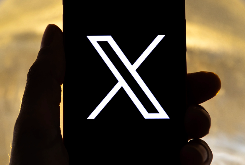 La red social X recupera la normalidad tras caer durante una hora en diversos países