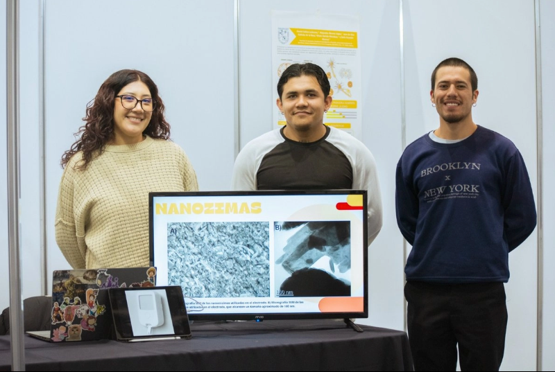Estudiantes de la UAQ desarrollan dispositivo para diagnóstico temprano de Alzheimer