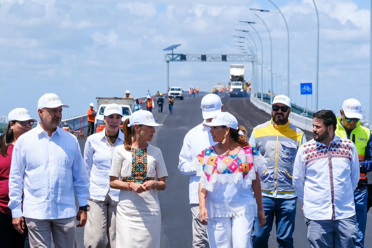 Sheinbaum y Mara Lezama supervisan avances finales del puente Nichupté en Cancún