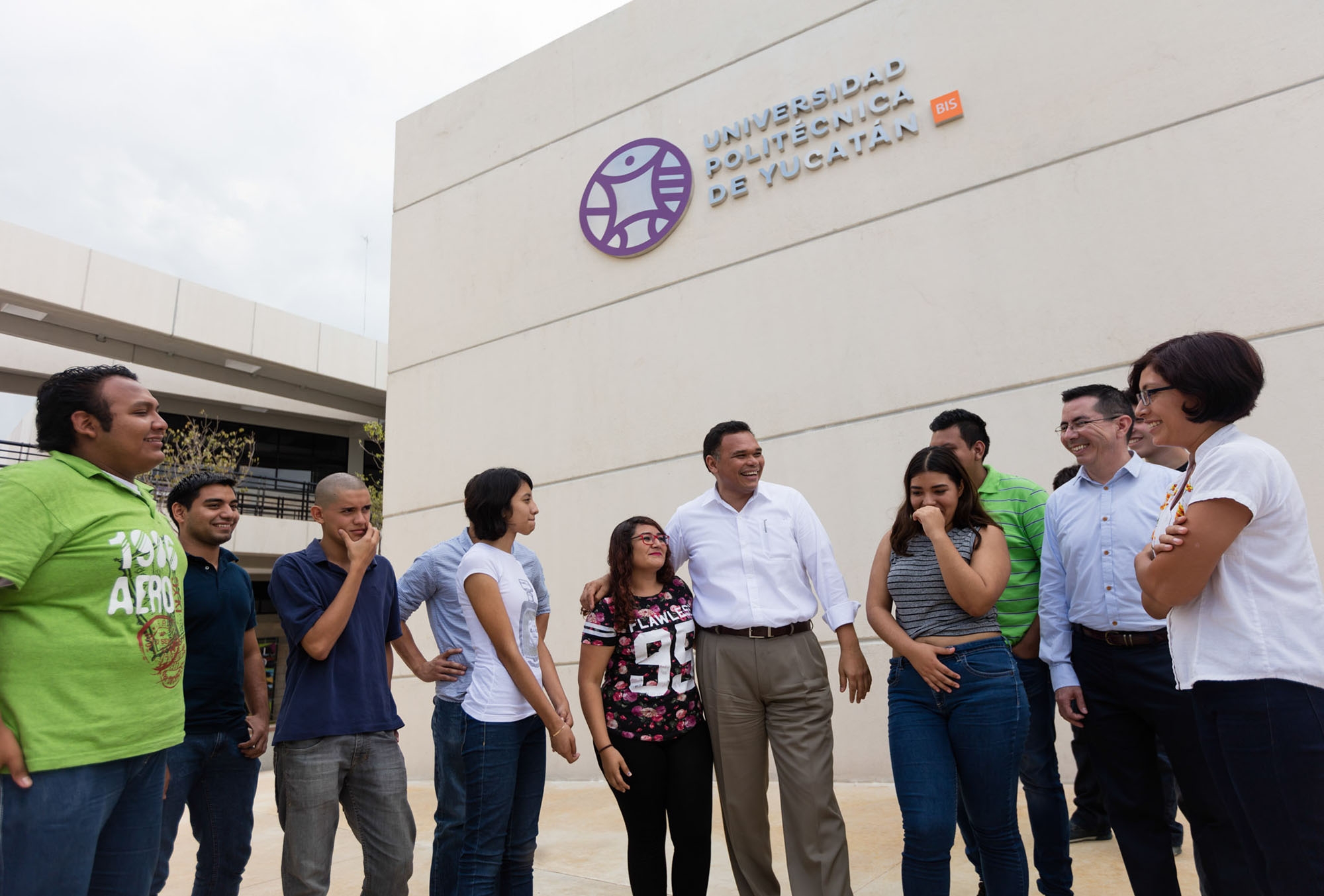 RZB se reúne con estudiantes de la UPY