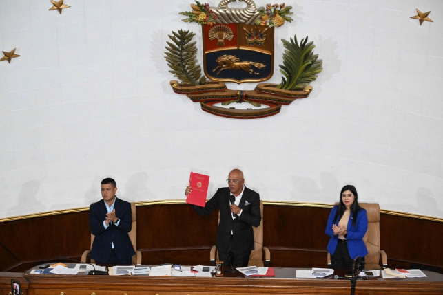 Parlamento de Venezuela aprueba una histórica amnistía que no perdona las acciones armadas