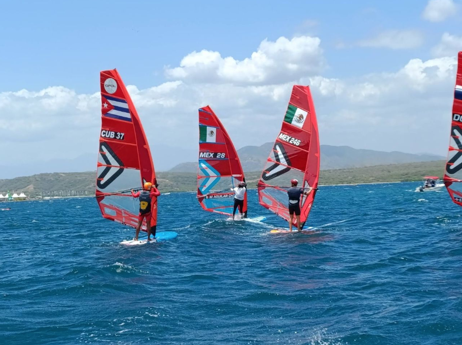 El velerista de QRoo Jerónimo Abogado se mantiene en la pelea por las medallas en los Juegos Centroamericanos