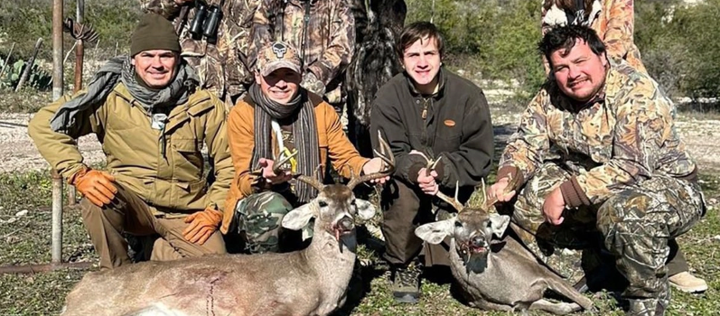 Titular del DIF municipal de Guanajuato niega ser cazador y usar armas; asociaciones exigen su renuncia