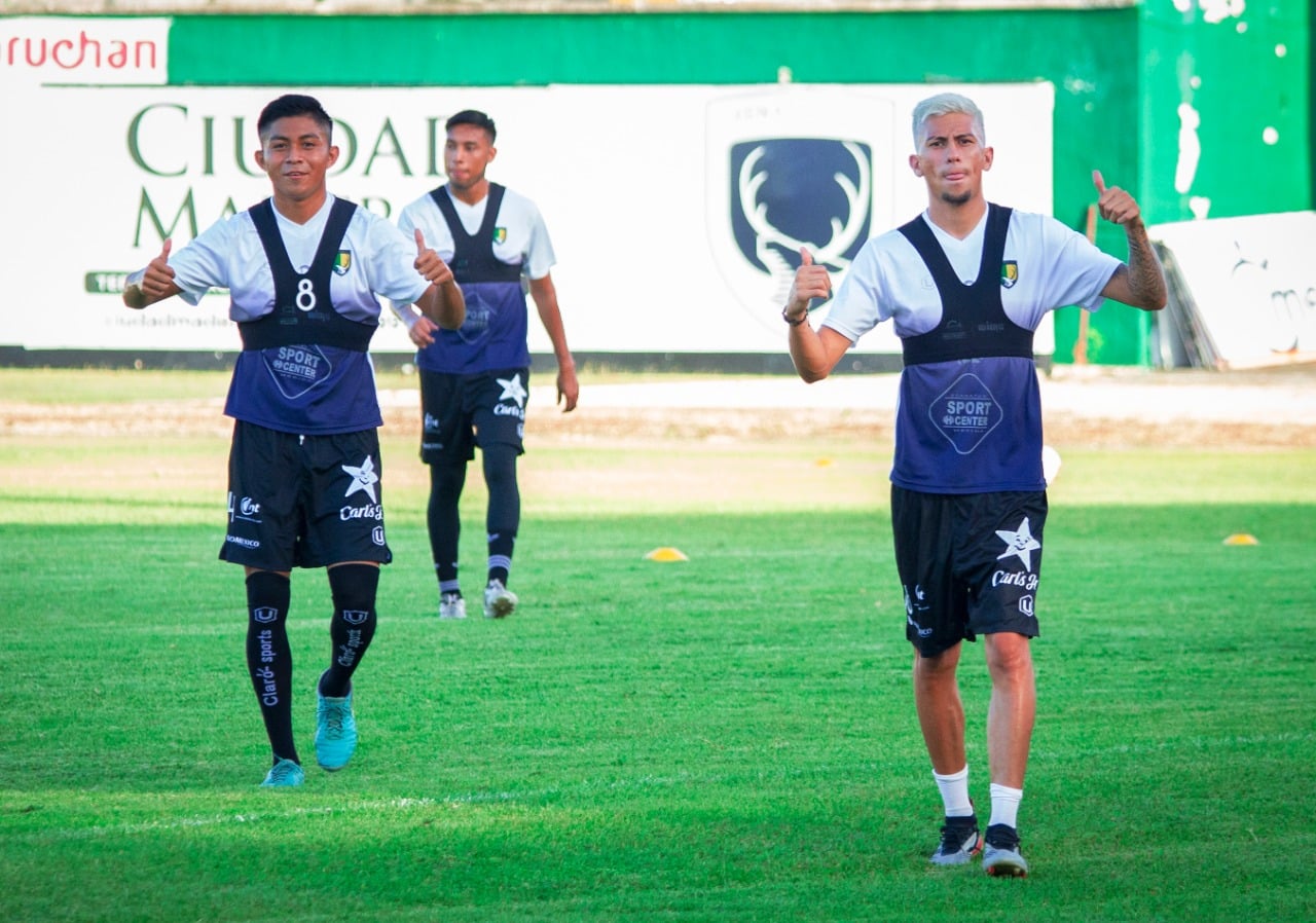 Rueda el balón en la pretemporada de los Venados