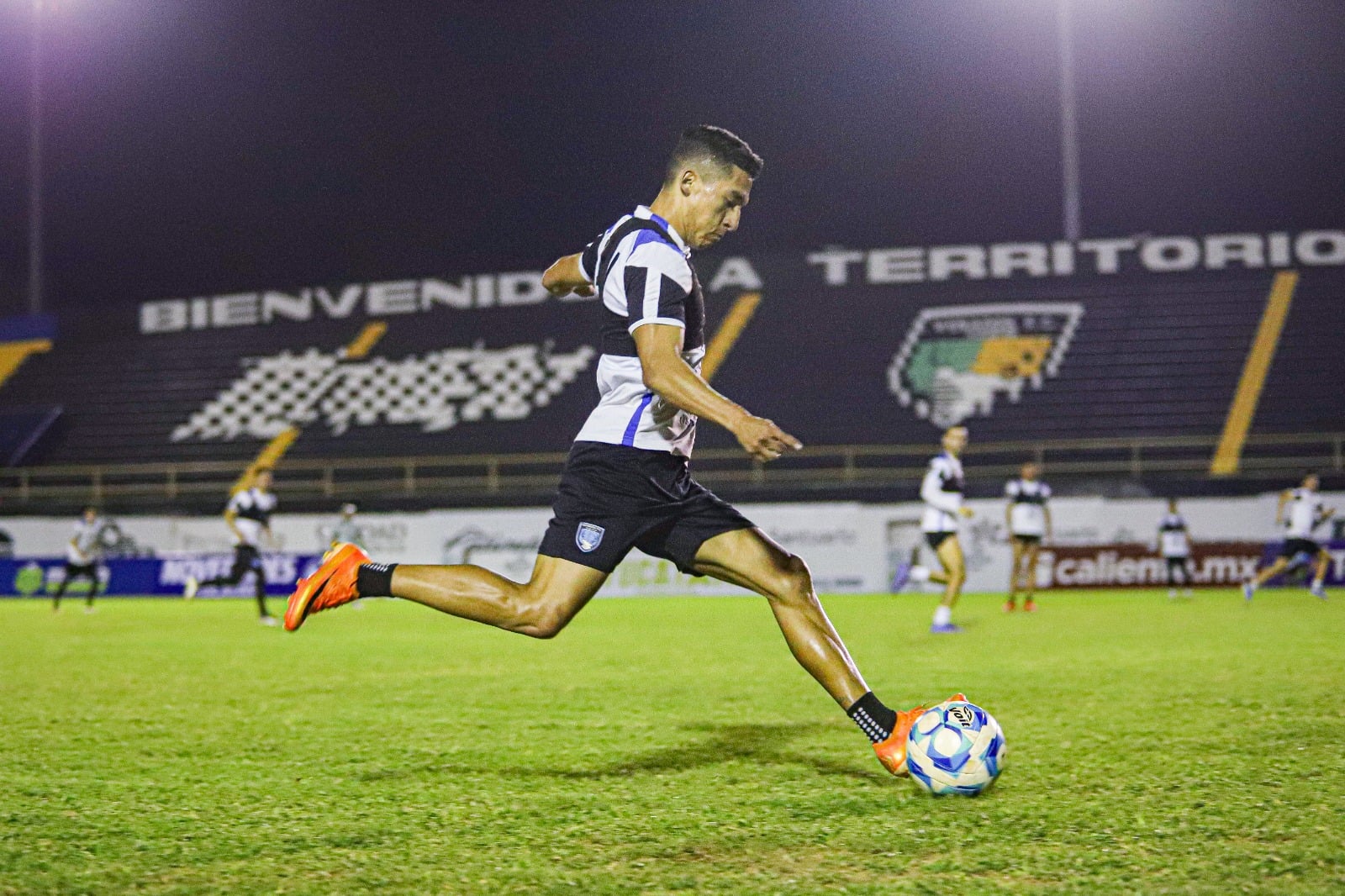 Venados saldrá a defender su casa y buscará sumar de a tres puntos este viernes en Yucatán
