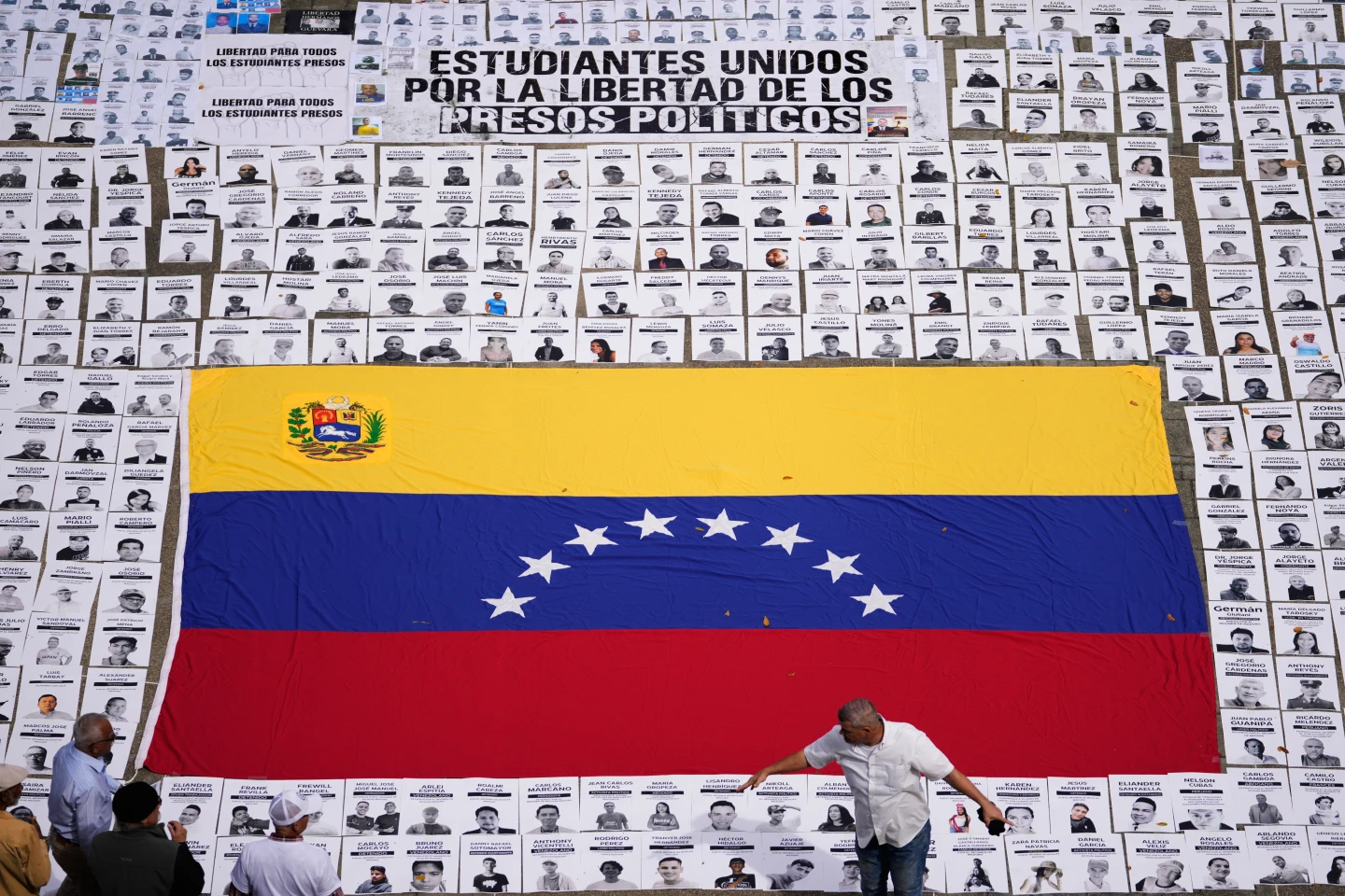Estados Unidos pide liberar a los mil presos políticos que siguen detenidos en Venezuela