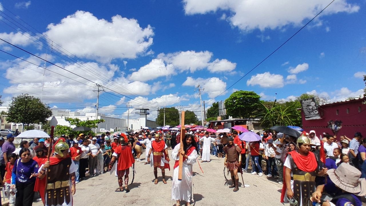 Viernes Santo en San José Tecoh: Así es el viacrucis viviente en el sur de Mérida 