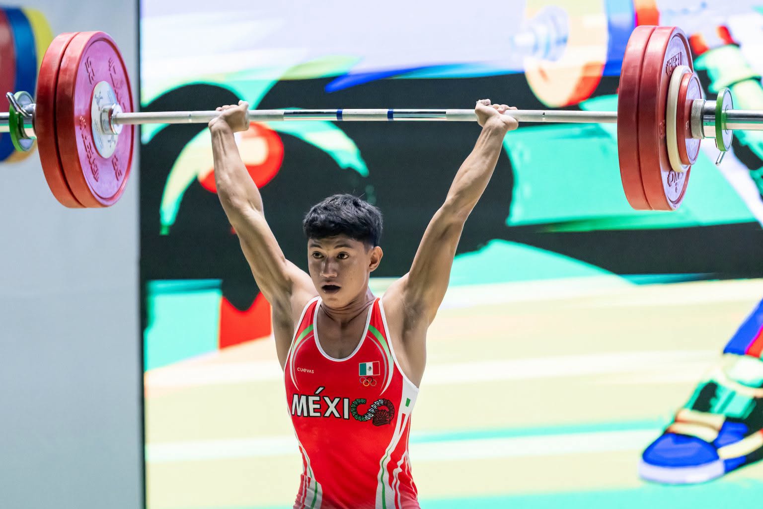 Víctor Méndez, el yucateco campeón mundial juvenil de levantamiento de pesas