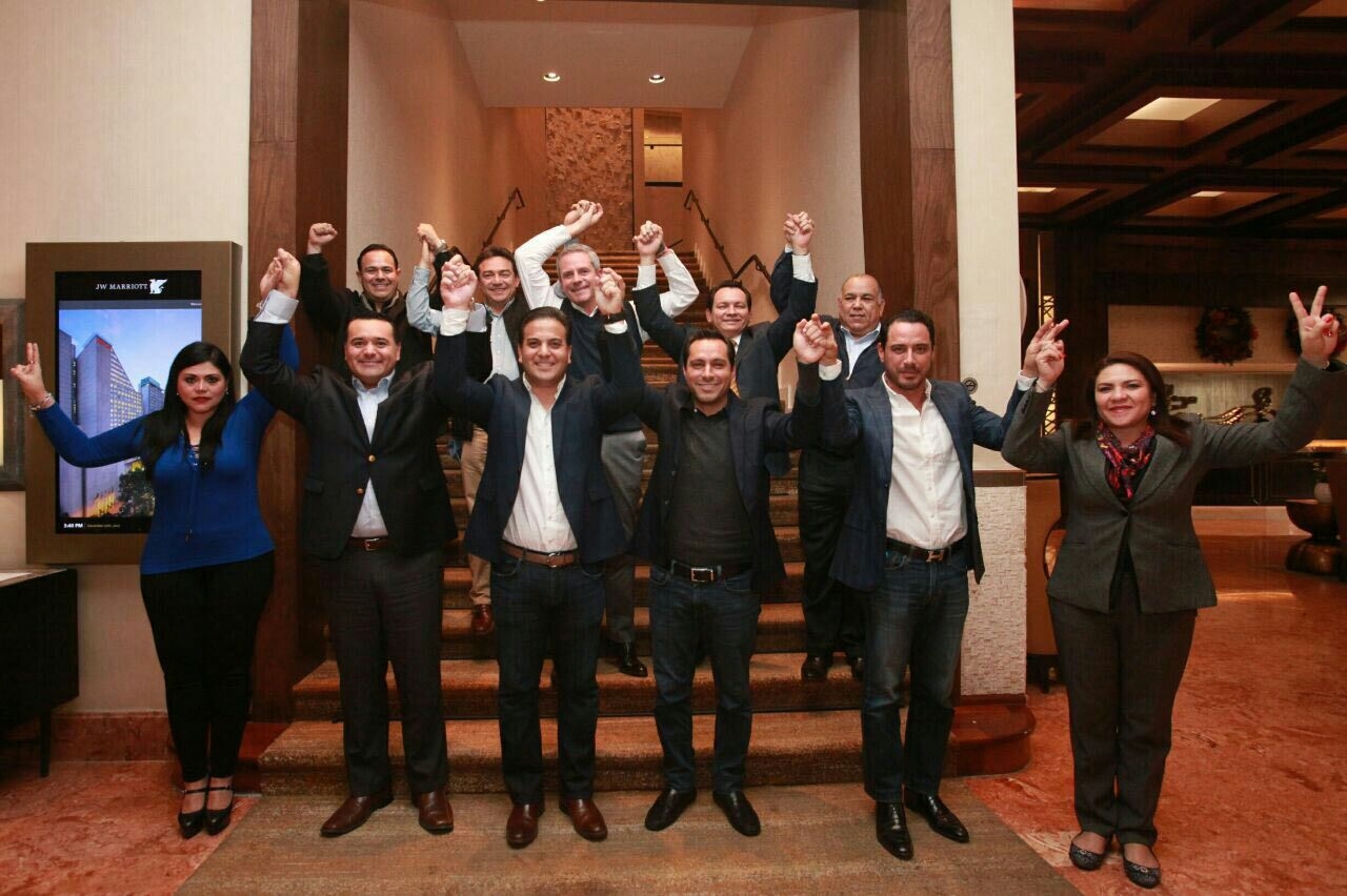 Damián Zepeda destaca administración honesta de Vila Dosal