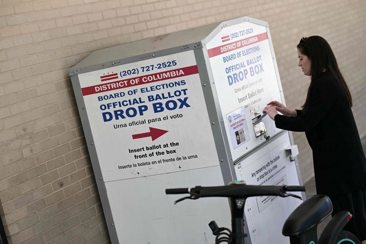 Pretende Trump suprimir votos de opositores y migrantes en noviembre