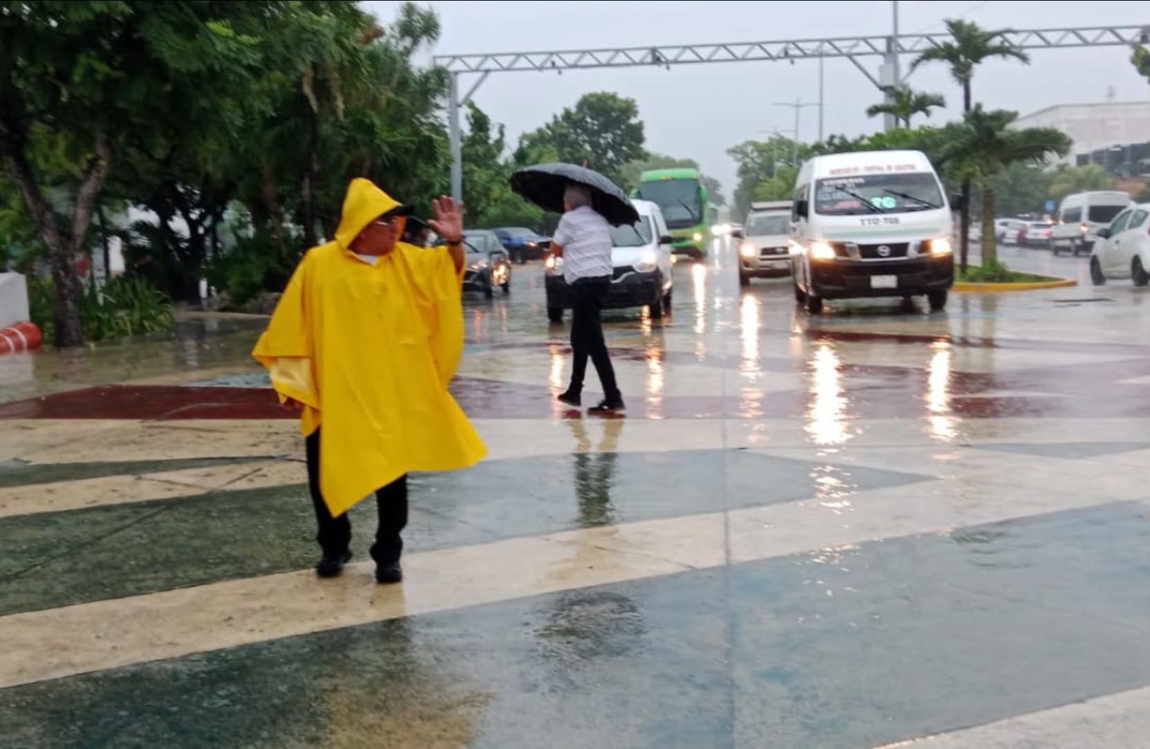 Cancún desvía vuelos al aeropuerto de Mérida por el mal clima 