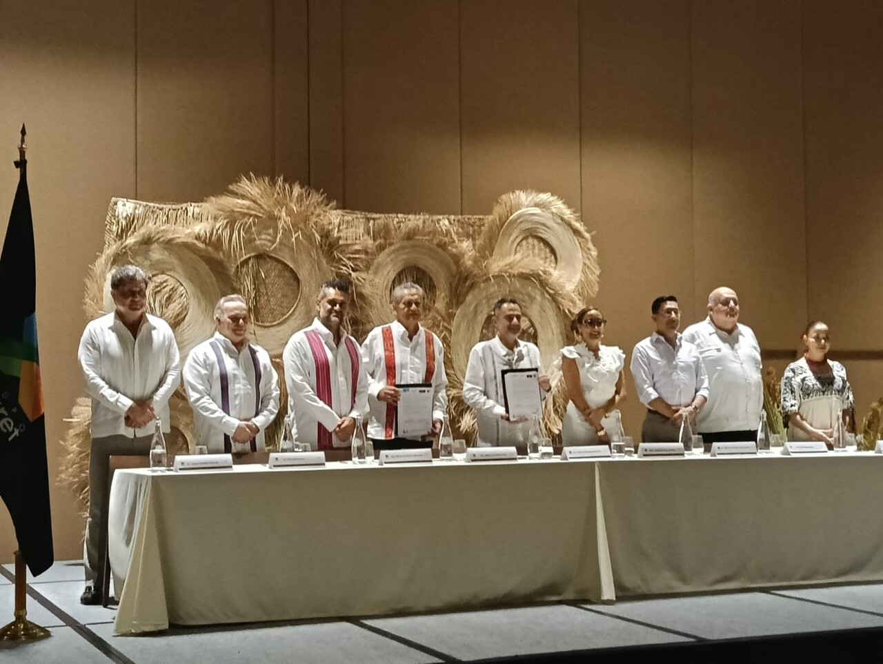 Grupo Xcaret firma convenio con Profeco para fortalecer derechos de los consumidores turísticos