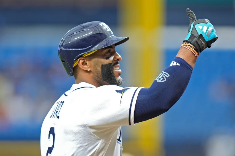Los Marineros se recuperan de derrota humillante y se imponen 7-5 a los Cerveceros