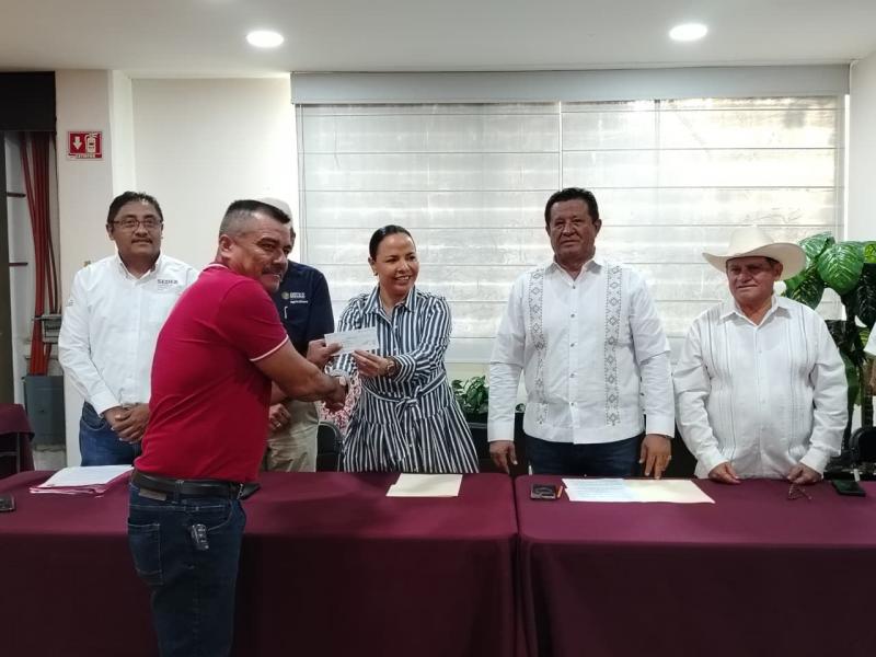 Gobierno de Yucatán inyecta 5 millones 700 mil pesos para impulsar el campo y la pesca en el estado