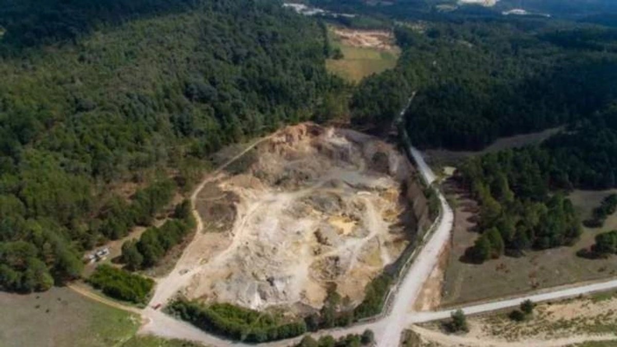 Denuncian contaminación de mina de feldespato en Zacatlán