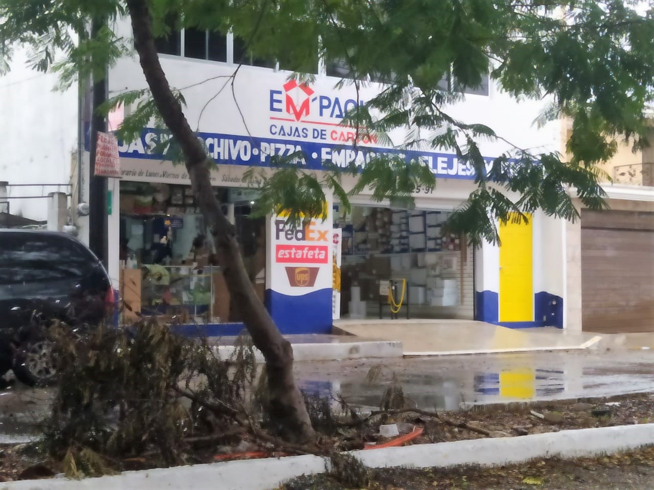 Pese a exhortos del gobierno de Yucatán, abren negocios en Mérida